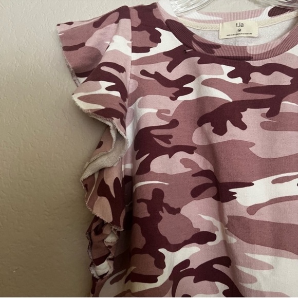 NWT ANTHROPOLOGIE t.la Pink Camo Ruffle Sleeve Sweater Tank Top Size: M - Picture 9 of 11
